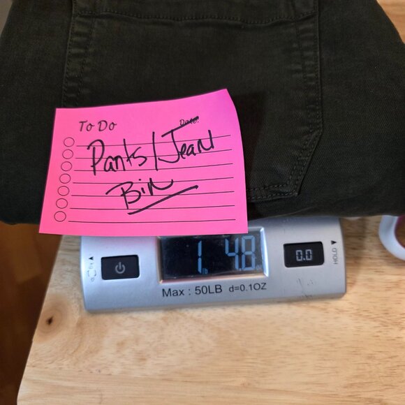 Well Worn Womens High Rise Cargo Denim Pant Straight Army Green Size 12/32 Large - Picture 17 of 17